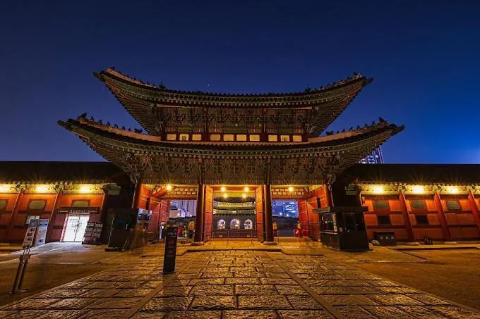 Konukevi 'Hanok Hanok' Boutique Stay Hotel Seoul - 2Min From Gyeongbokgung Palace Station